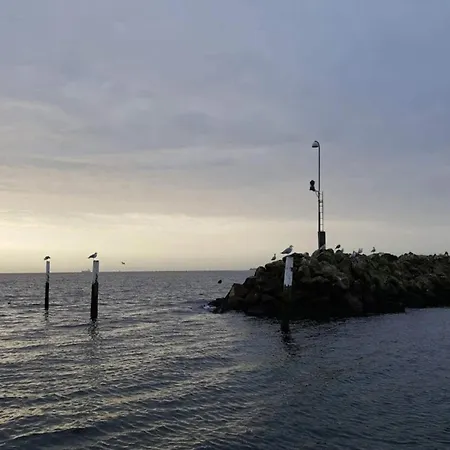 10 Person In Rudkobing-by Traum * Spodsbjerg