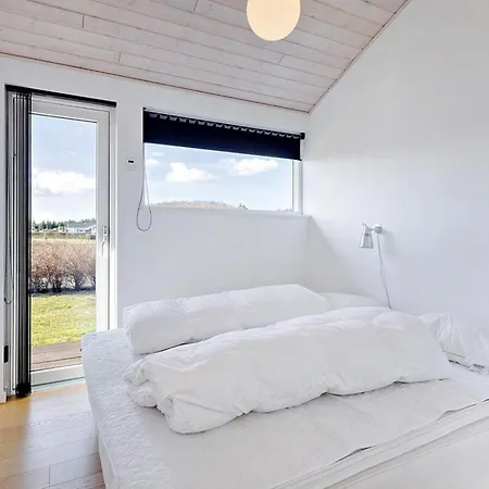 度假居 Coastal With And Sauna *