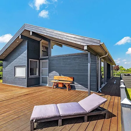 Coastal With And Sauna Spodsbjerg