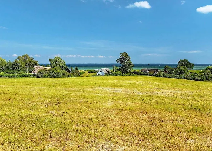 10 Person In Rudkobing-by Traum Spodsbjerg