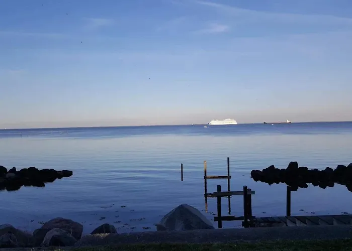 10 Person In Rudkobing-by Traum *